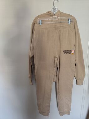SOLID Basics Pharmaceutical Lifestyle 2-Piece Hoodie Sweatpants Set Tan M NWT